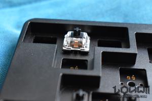 Idobao ID80 detail of inserting 5-pins PCB from the top